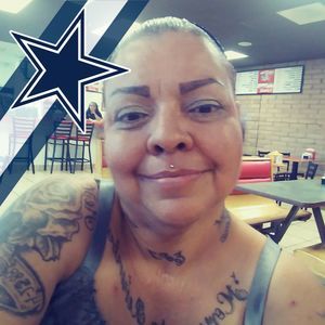 Meet your Posher, Debbie