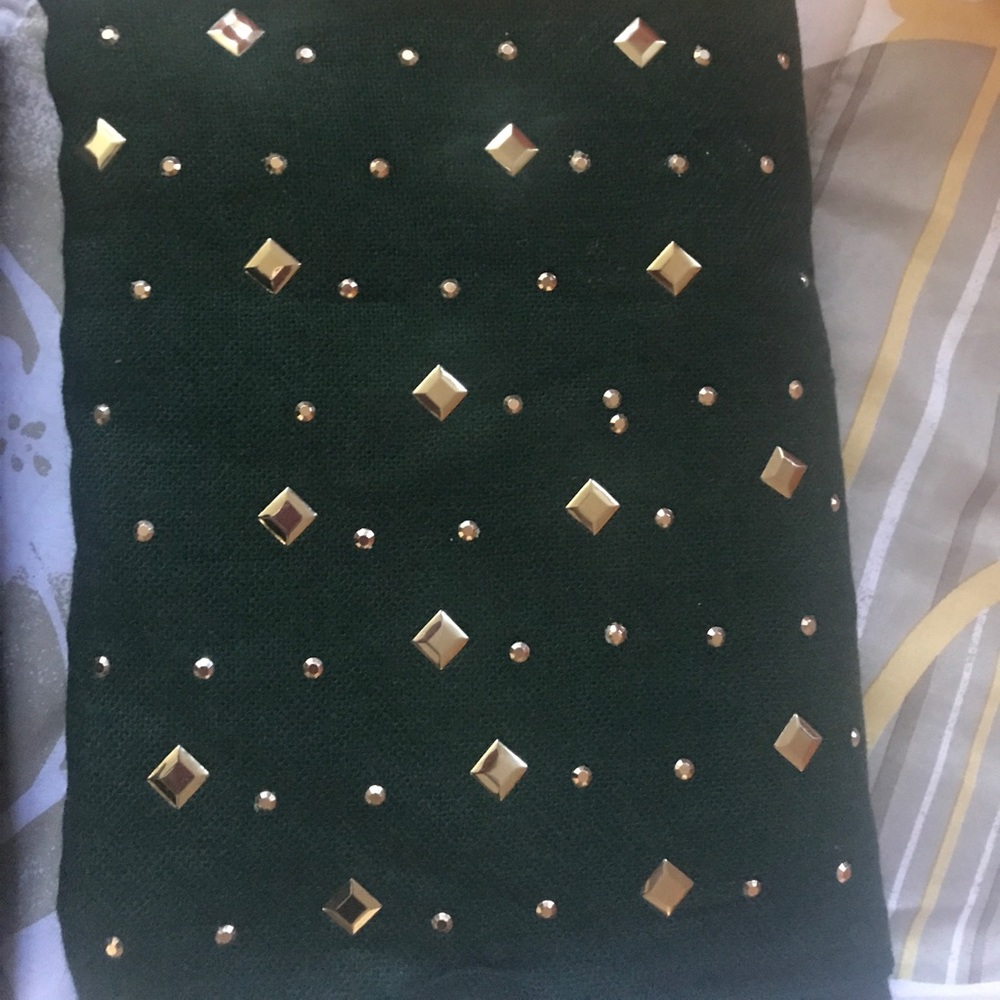Scarves - Picture 2 of 2