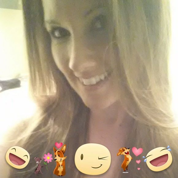 Meet your Posher, Andrea - Picture 1 of 1