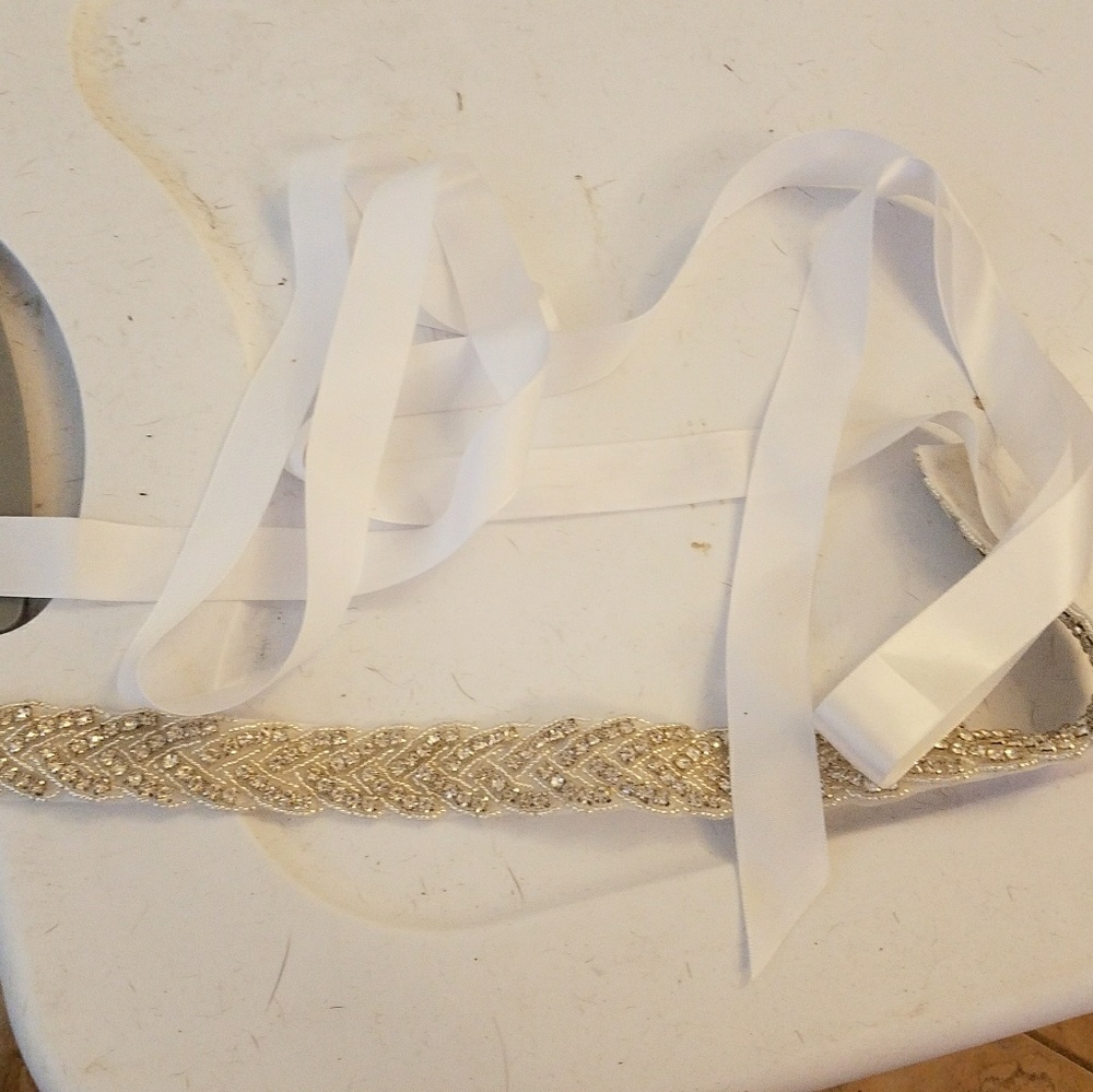 Brand new Rhinestone bridal/bridesmaid belt