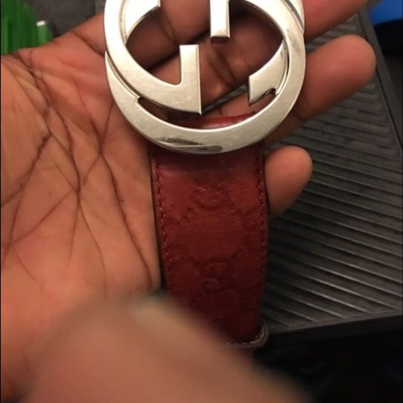 Gucci belt fits size 30-32 - Picture 2 of 4