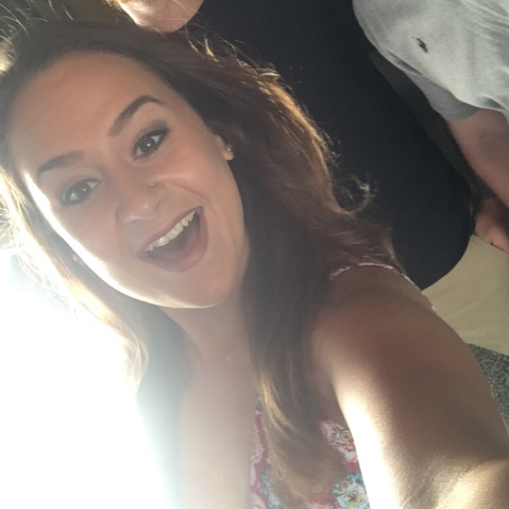 Meet your Posher, Gina