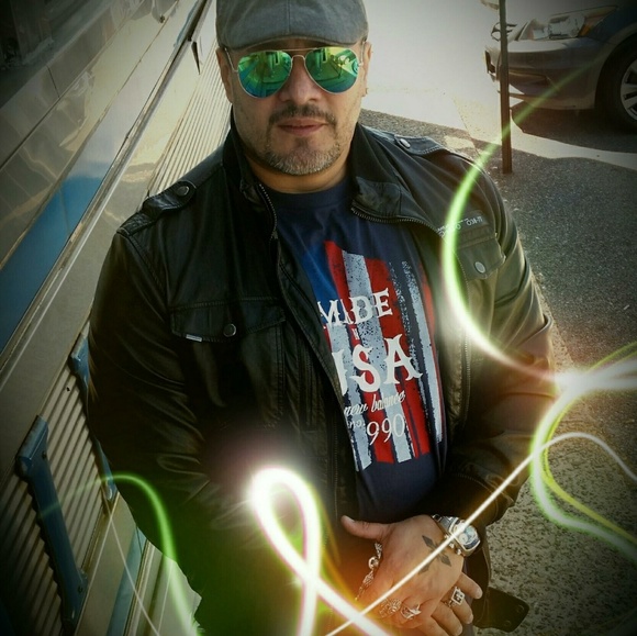 Meet your Posher, Manny - Picture 4 of 4