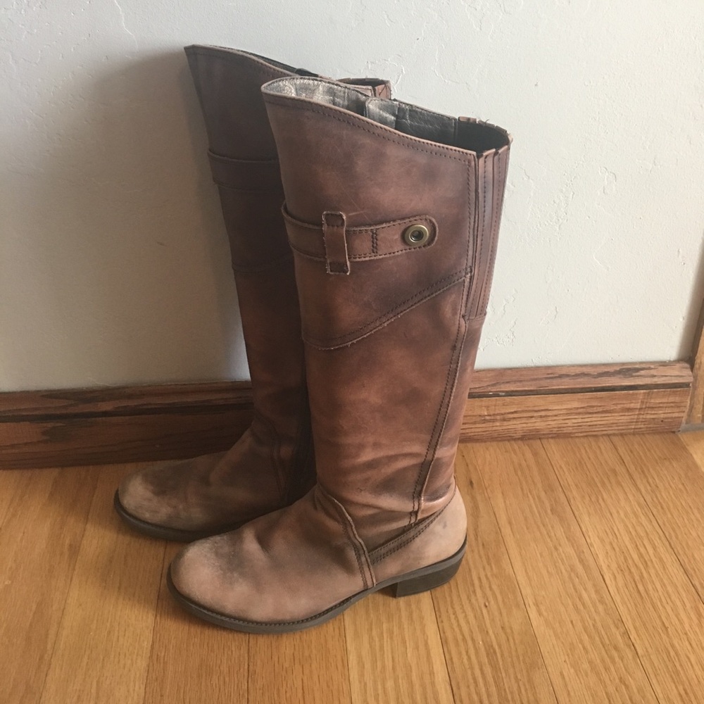 Overland Sheepskin Co Egan leather boot size 38/8