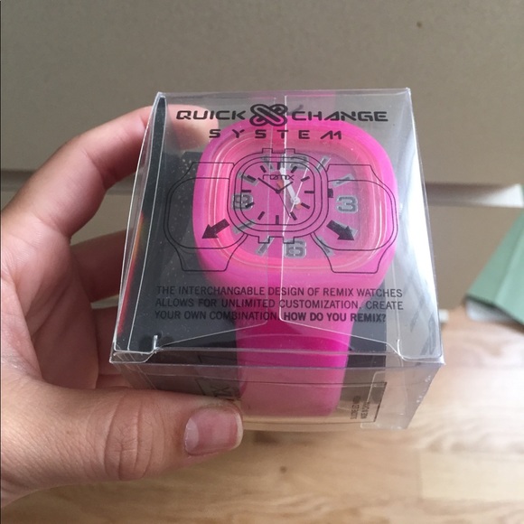 Remix Watch - Picture 4 of 6
