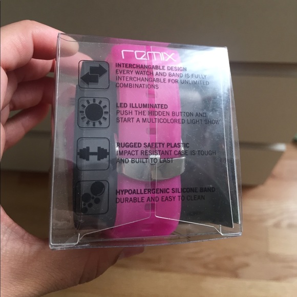 Remix Watch - Picture 5 of 6