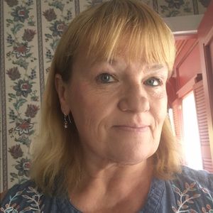 Meet your Posher, Deb