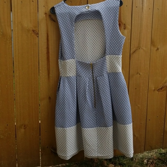 Dress - Picture 2 of 3