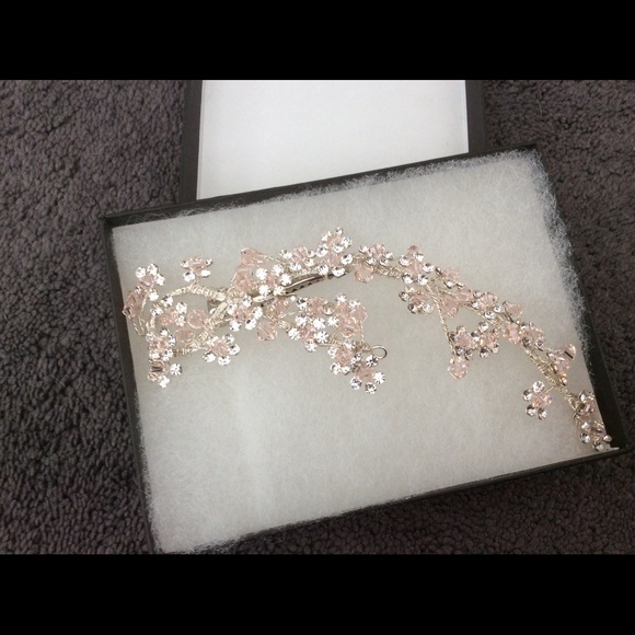 Host Pick! Bridal Hair Clip Silver Rhinestones Crystals Champagne Pink - Picture 5 of 9
