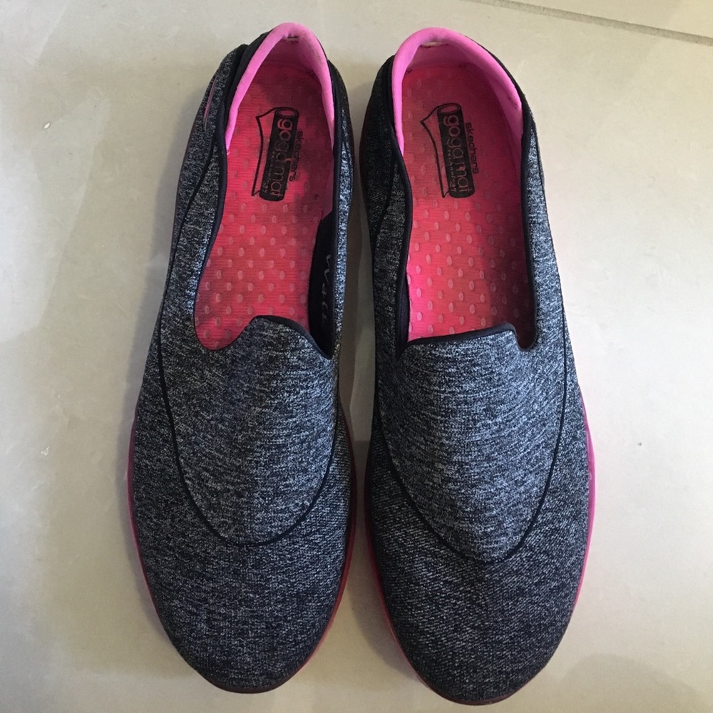 Skechers go flex shoes