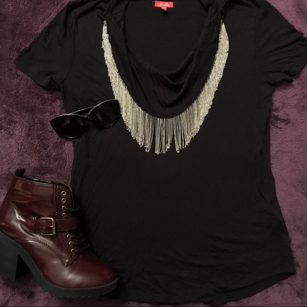 NWOT Hi-Line Black blouse with chain