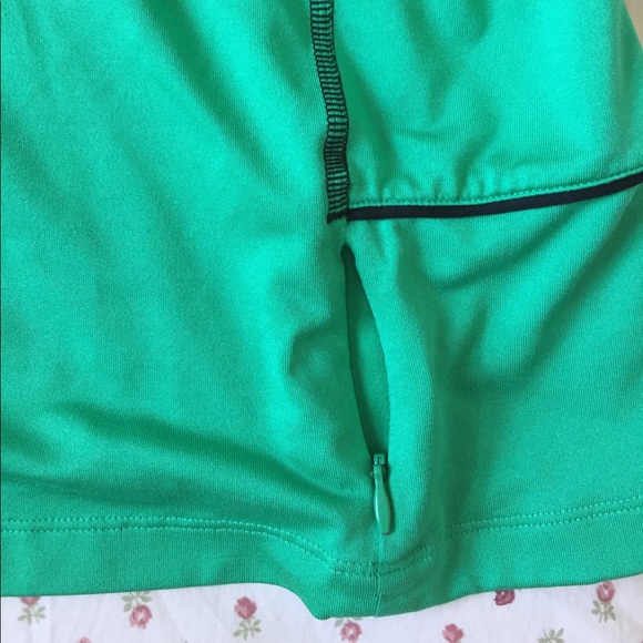 Sport tank - Picture 3 of 4