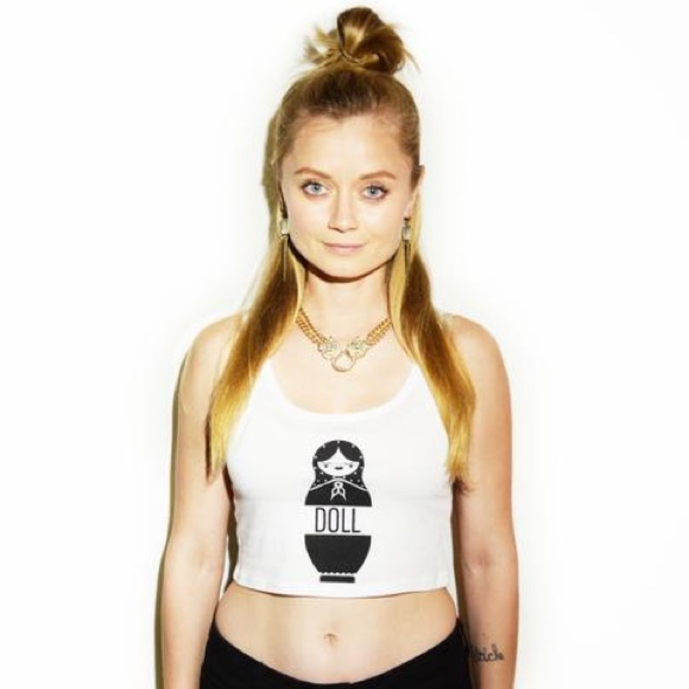 DOLL CROP TOP