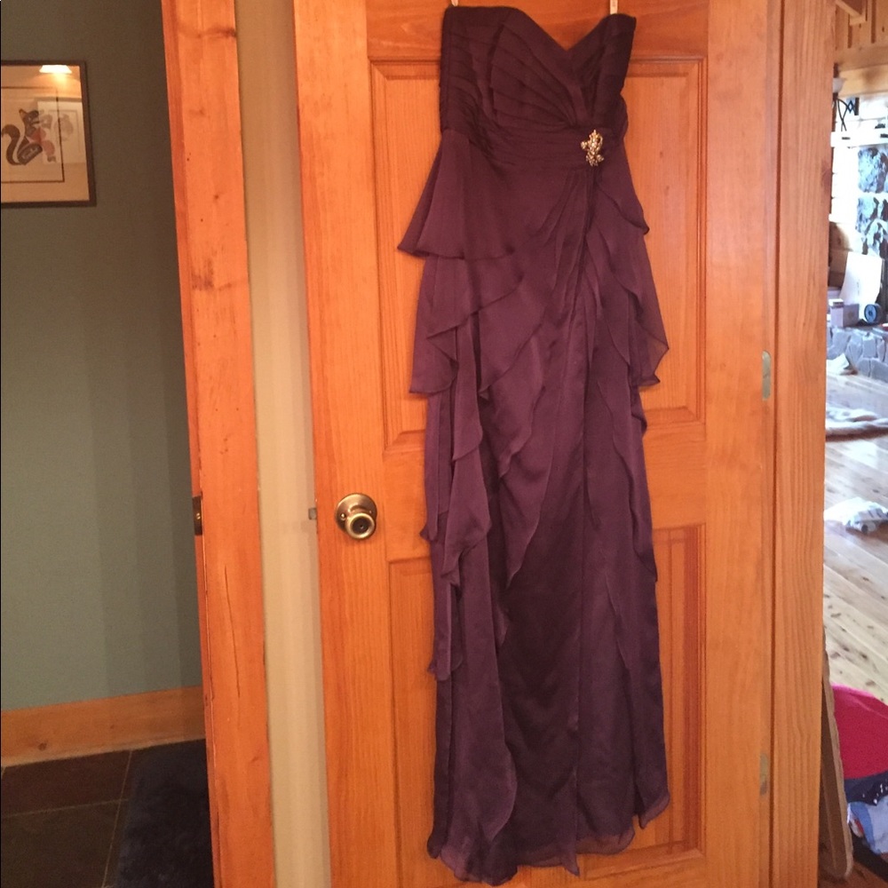 Sweetheart purple gown