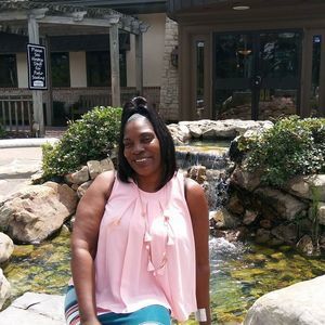 Meet your Posher, Lillian