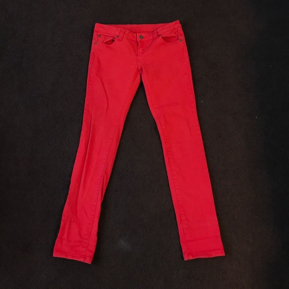 🐾 Delia's 'Britt' Game Day Pants - Picture 1 of 3