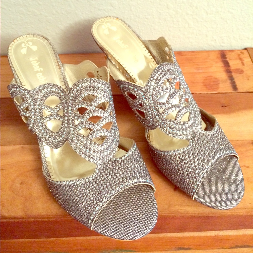 Sparkly silver slide on with gold heel