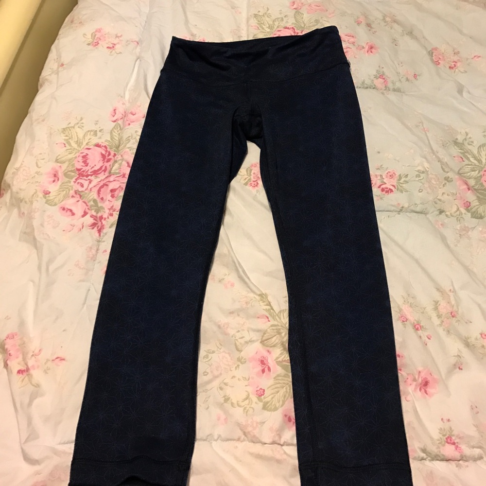 Lululemon wunder under crop yoga pants