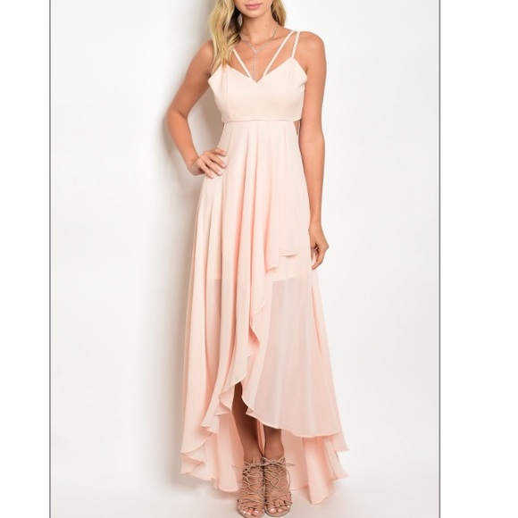 trendy boutique Dresses & Skirts - Peach gown w/ruffle detail chiffon layered skirt