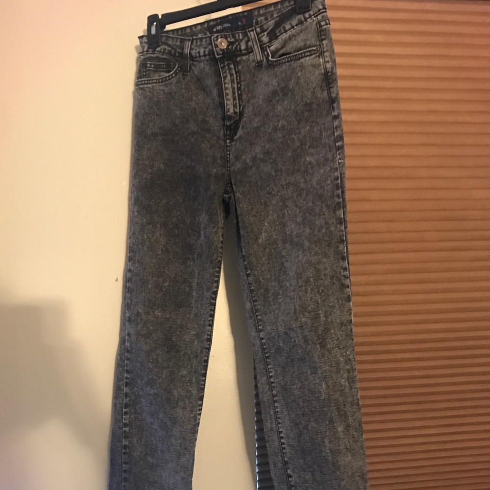 High waited jeans stretchy. Never worn. Size 9