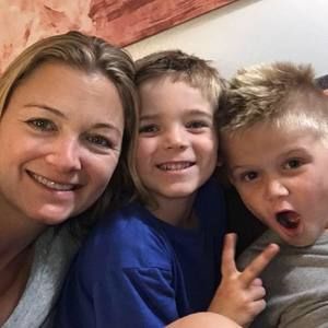 Meet your Posher, Pamela