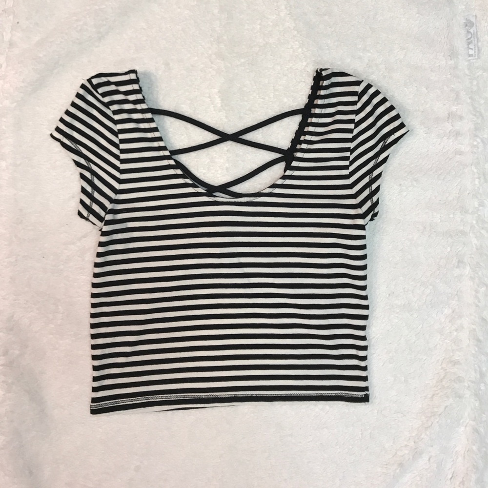 Black & white striped crop w/crisscross back sz M