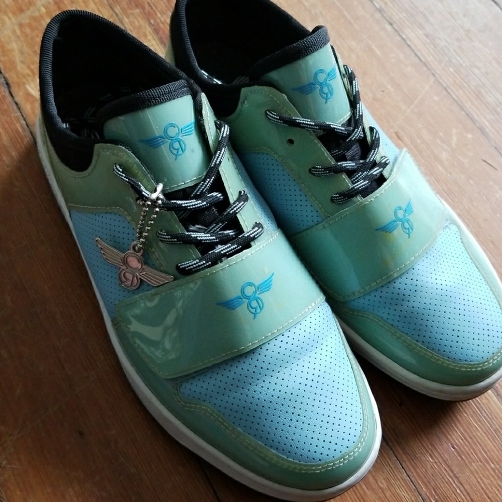 Shoes