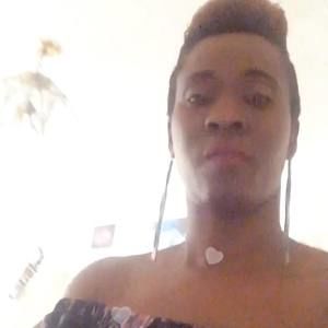 Meet your Posher, Yadira