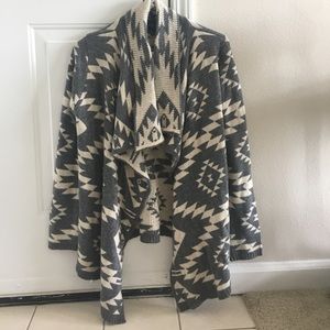 Market & Spruce sweater