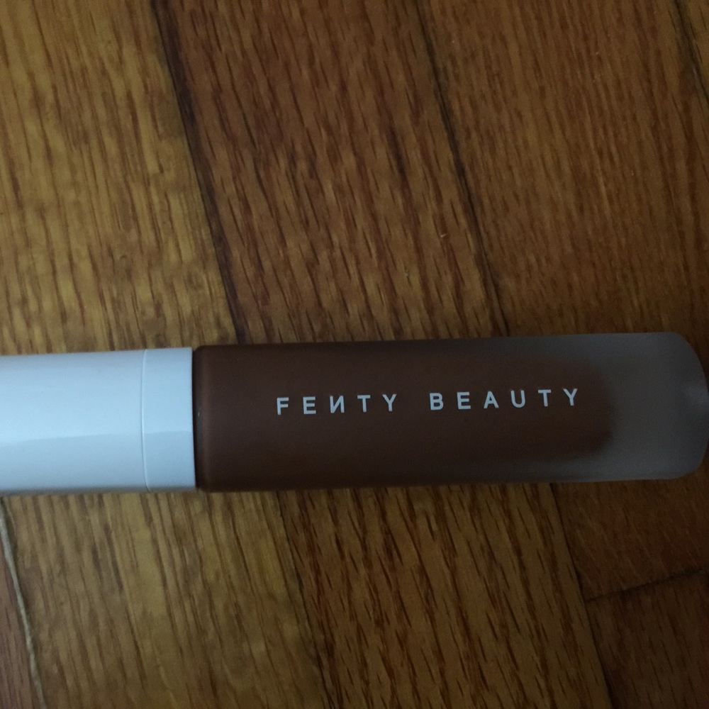 Fenty Beauty by Rihanna Foundation