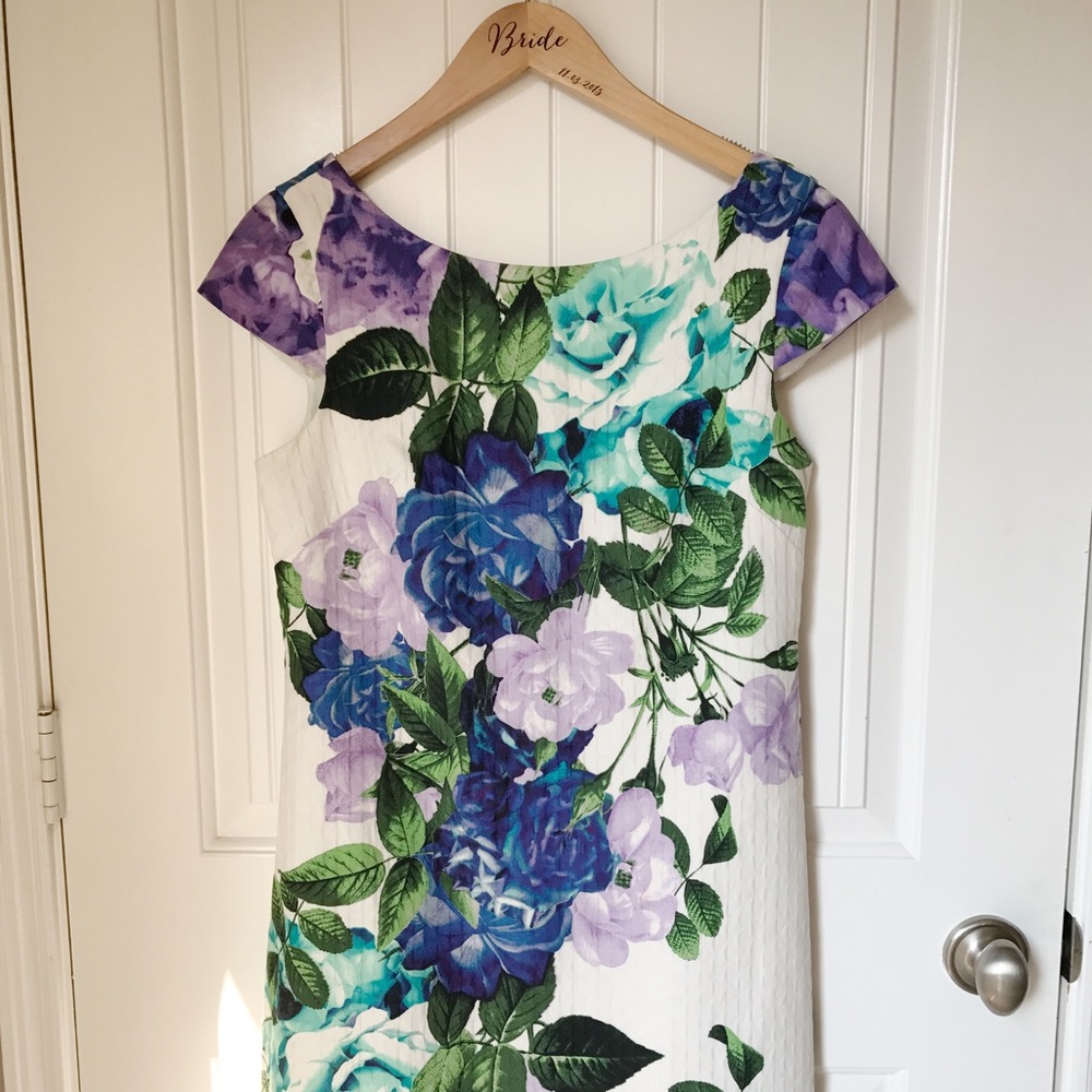 Eliza J floral dress size 6