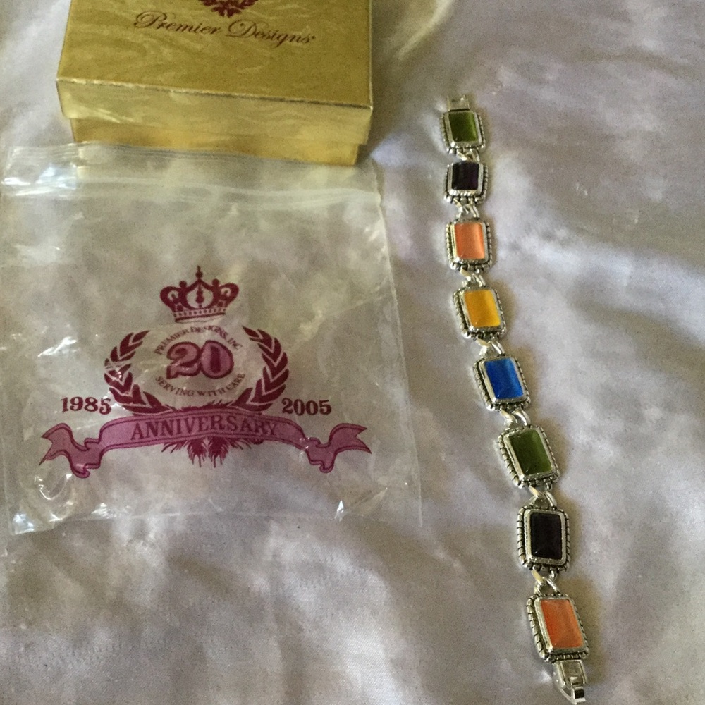 Premier designs necklace/bracelet set