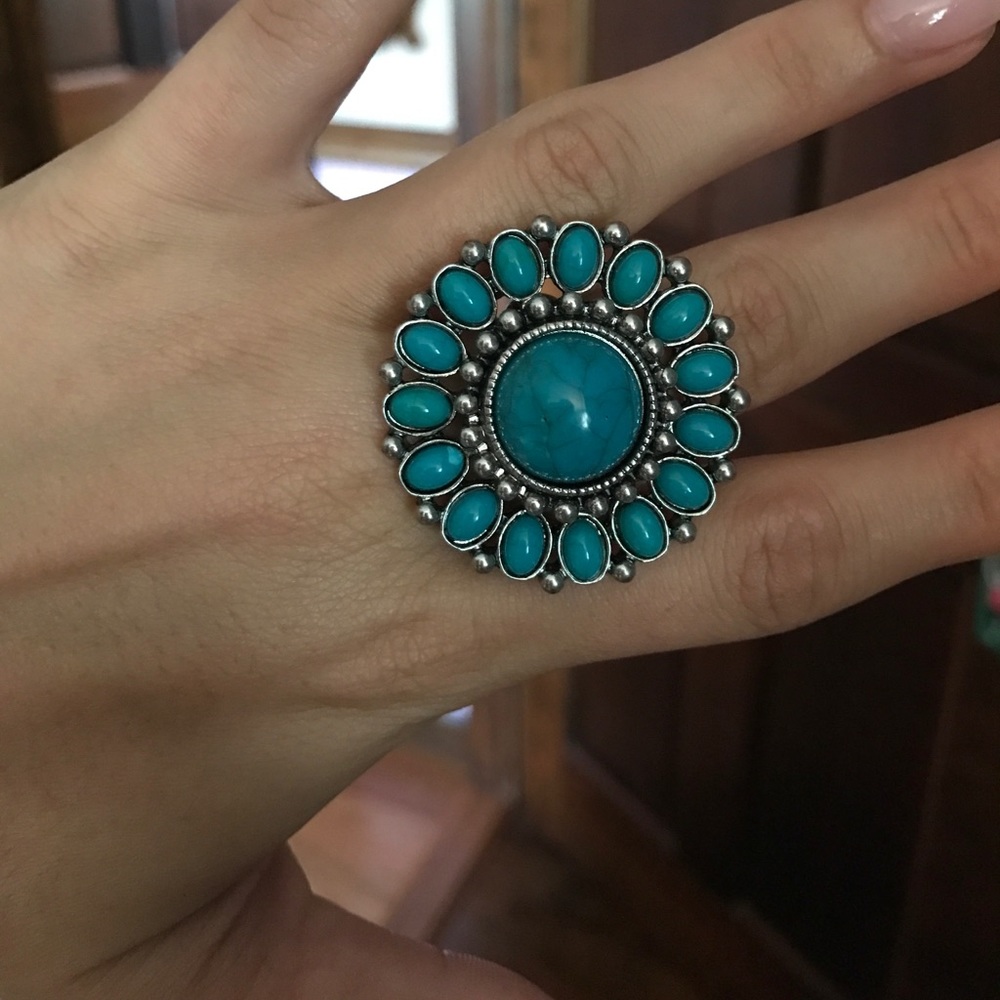 Turquoise ring - Picture 2 of 2