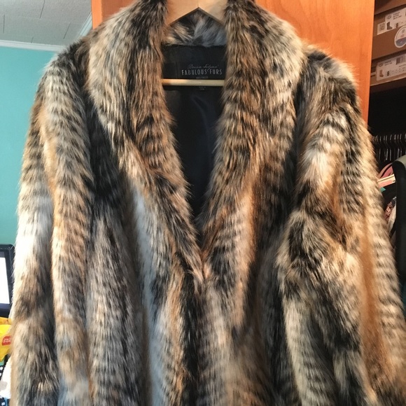 Donna Salyers Jackets & Blazers - 🎉HP🎉 Faux fur coat, great condition.