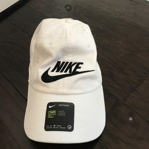 White Nike hat