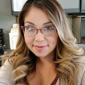 Meet your Posher, Vanessa