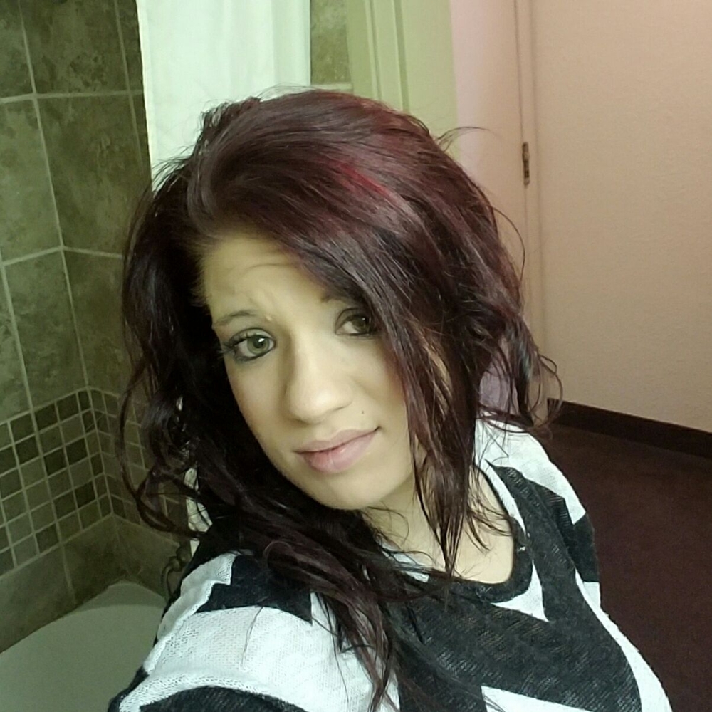 Meet your Posher, Jade