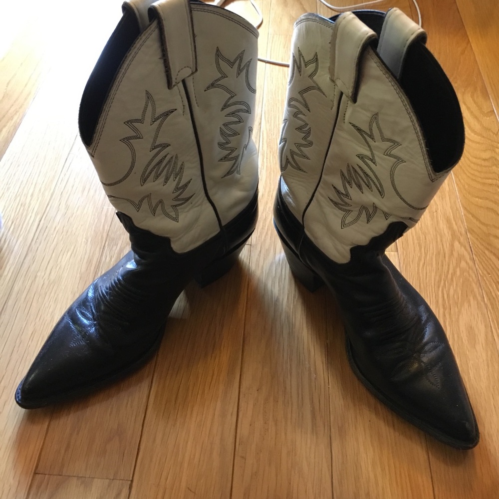 JUSTIN COWBOY BOOTS ALL LEATHER WHITE AND BLACK