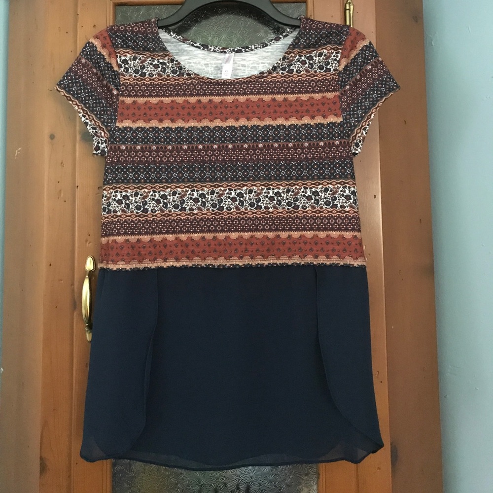 Xhilaration top.