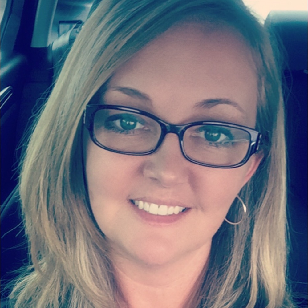 Meet your Posher, Jennifer