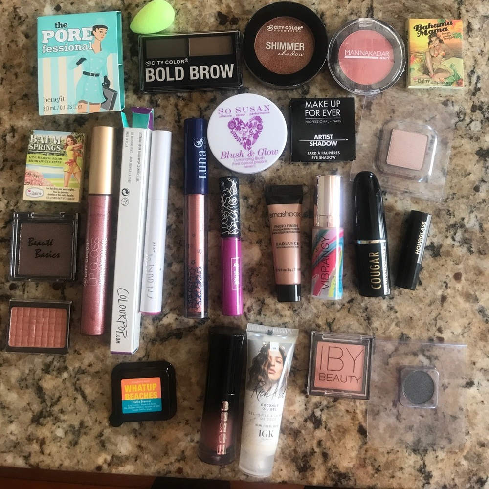 Big Ipsy/Sephora play makeup sample lot