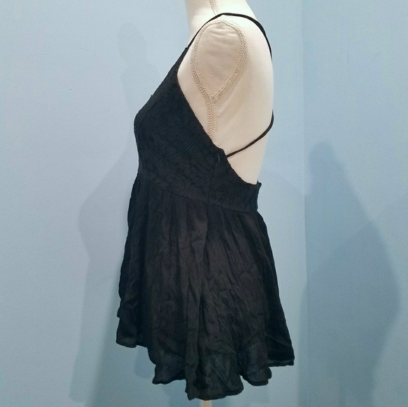 New Caution to the Wind lace Empire sleeveless top - Picture 3 of 3