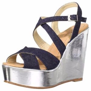 MORE RDUCED NWT RARE Kate Spade Lux wedge sandal