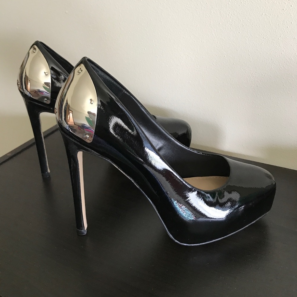 Patent leather heels 👠