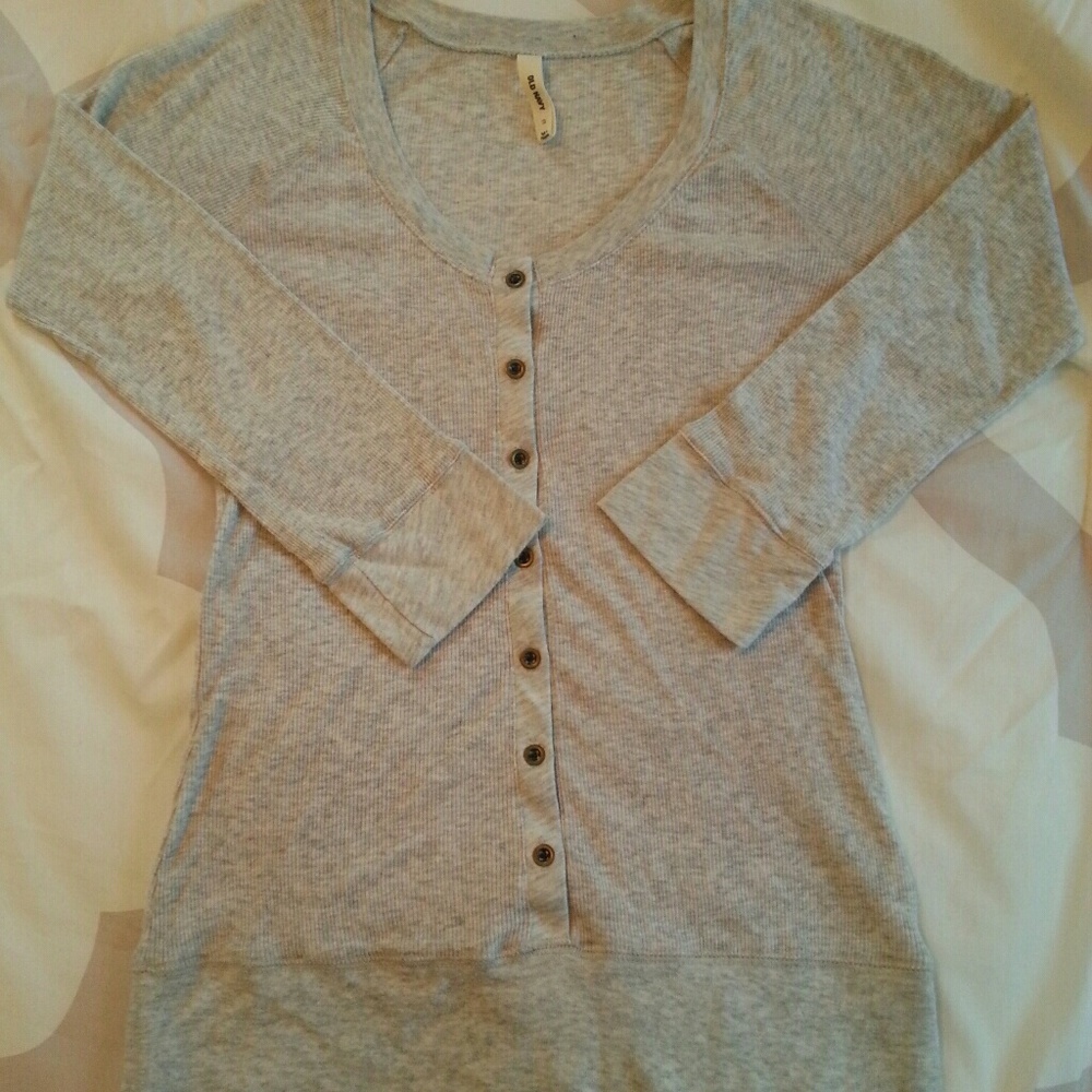 🌻CLEARANCE Gray Button Up Shirt