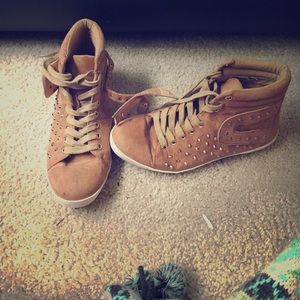 Suede Tan high tops with stud :3