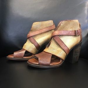 FREEBIRD by STEVEN - RATTLE BOOTIES - NEW