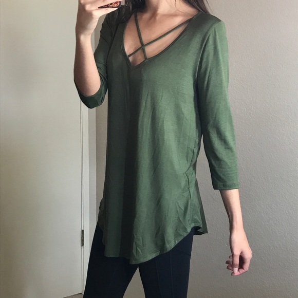Olive 3/4 Sleeve Criss Cross Lattice Top - Picture 4 of 7