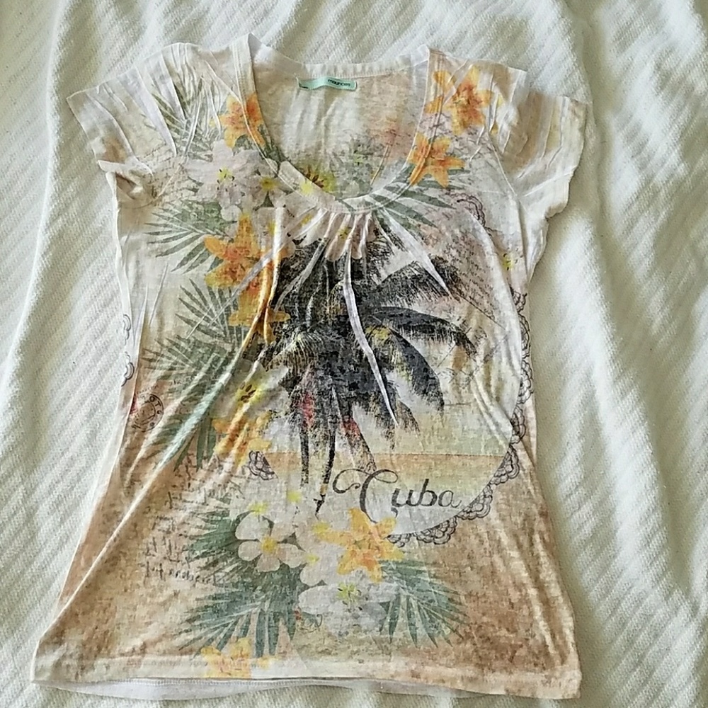 Maurices Tropical Print T-shirt.