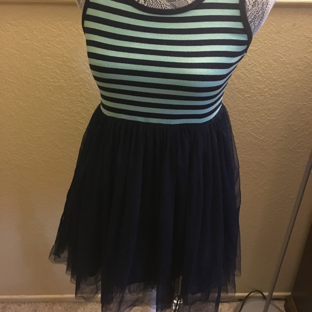 Beautiful dresses 👗 size 14